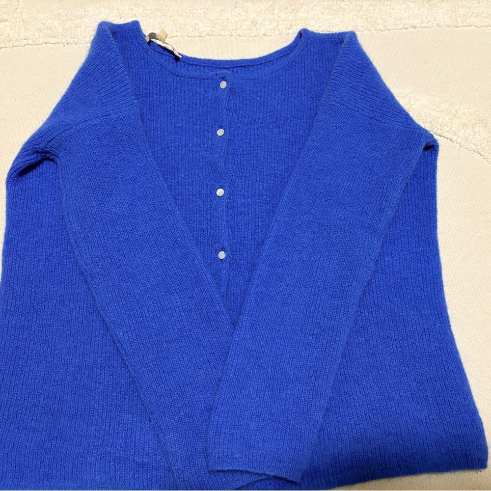 Sold Sezane Gaspard Cardigan in Azure Blue - Picture 2 of 4